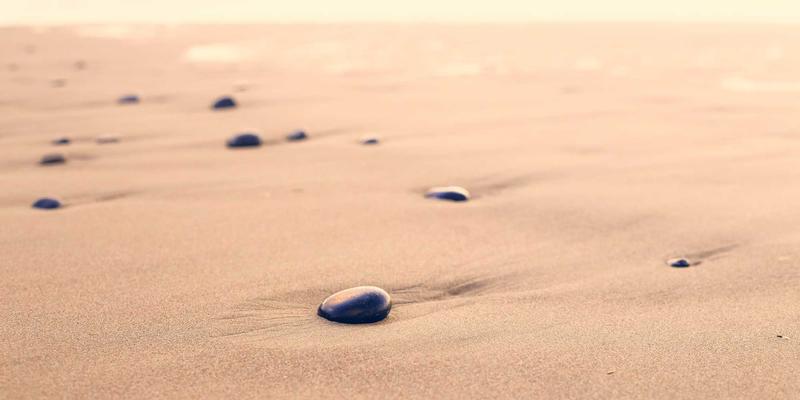 氢能重卡长途运输：太阳能驱动下的绿色物流革命与商业化挑战