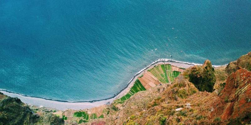 绿色能源3.0时代：环保科技如何重塑可持续发展解决方案